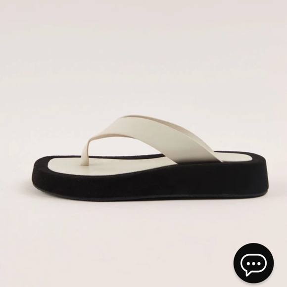 Cult Avenue Style Muse Sandals- Black & white - Picture 2 of 7